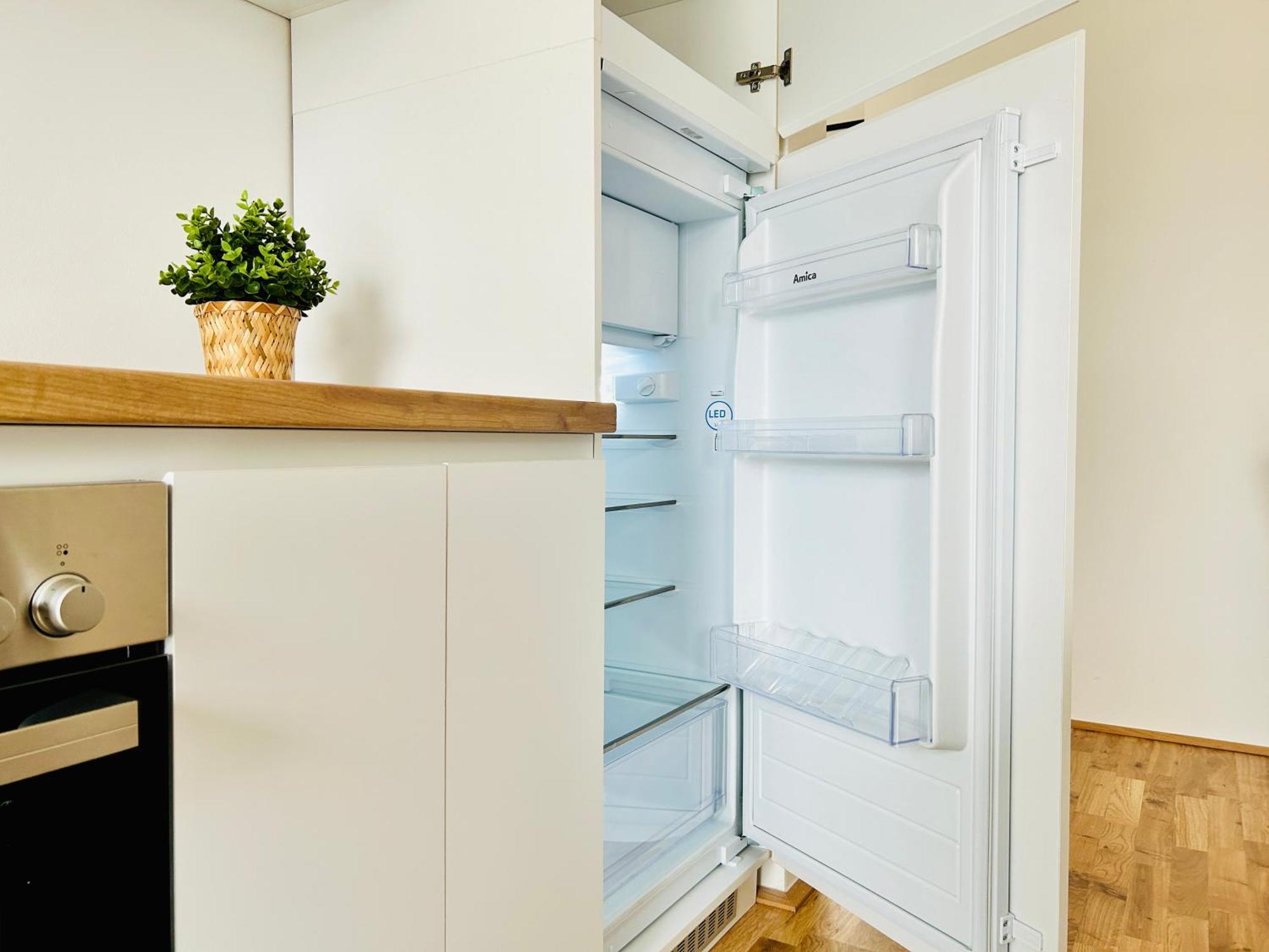 Modern Apartment With Balcony & Free Parking - Nearby Metro Wien Eksteriør bilde