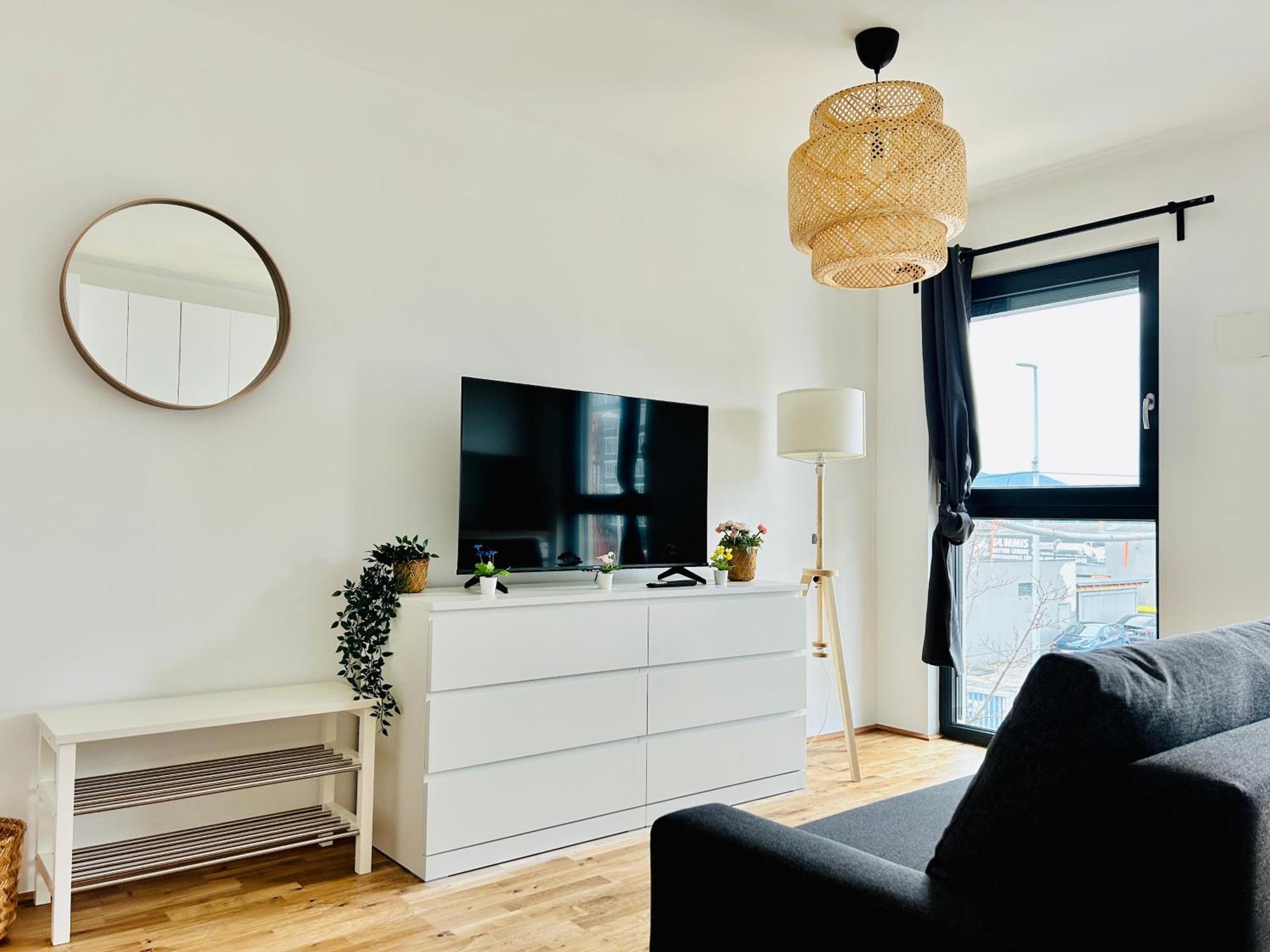 Modern Apartment With Balcony & Free Parking - Nearby Metro Wien Eksteriør bilde