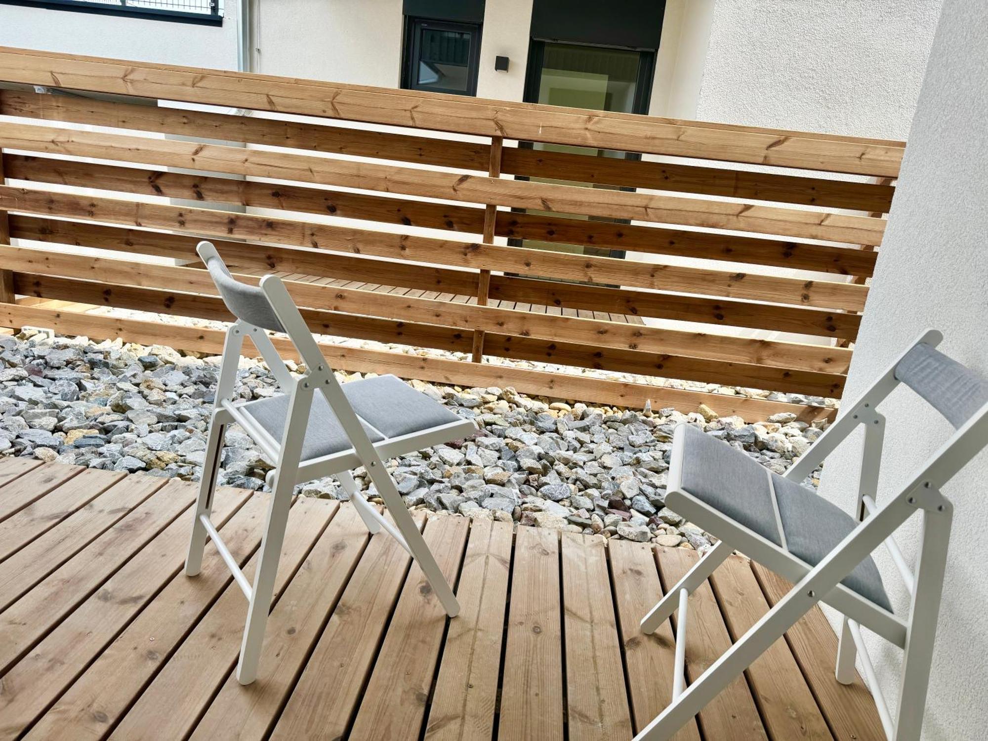Modern Apartment With Balcony & Free Parking - Nearby Metro Wien Eksteriør bilde