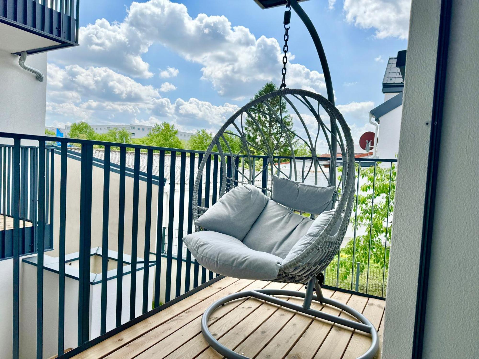 Modern Apartment With Balcony & Free Parking - Nearby Metro Wien Eksteriør bilde